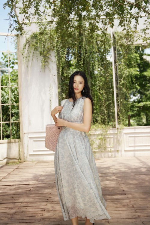 Sixdo Cream Organza Flared Dress